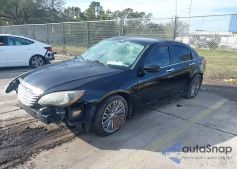 2013 Chrysler 200 Limited из США, поврежденный, VIN 1C3CCBCG2DN578168